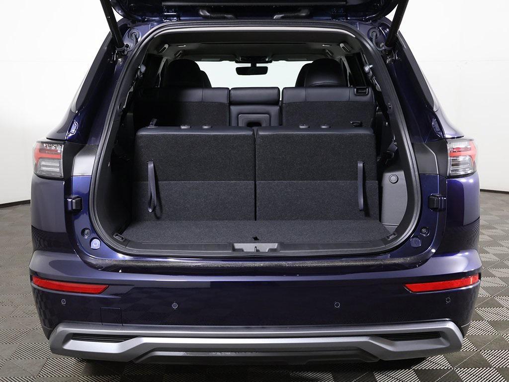 new 2025 Mitsubishi Outlander car, priced at $41,215