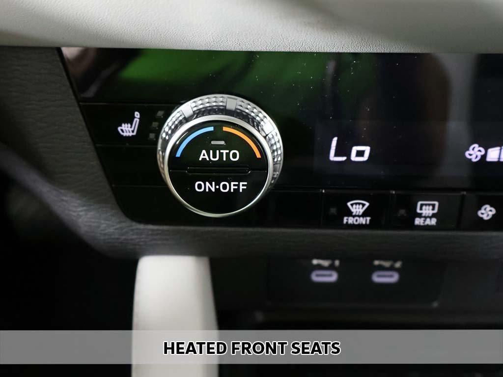 new 2025 Mitsubishi Outlander car, priced at $37,175