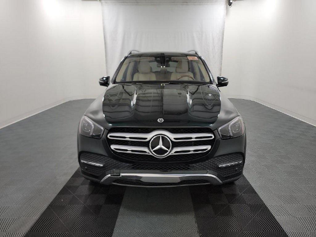 used 2022 Mercedes-Benz GLE 450 car, priced at $48,999