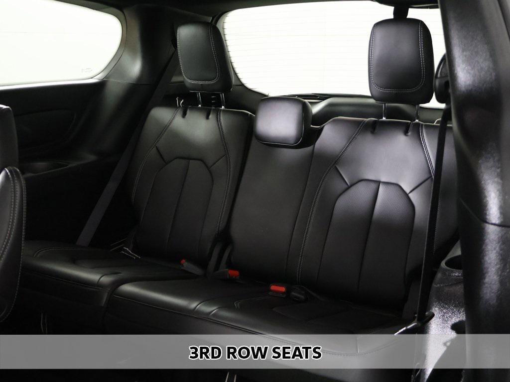 used 2025 Chrysler Pacifica car, priced at $31,490