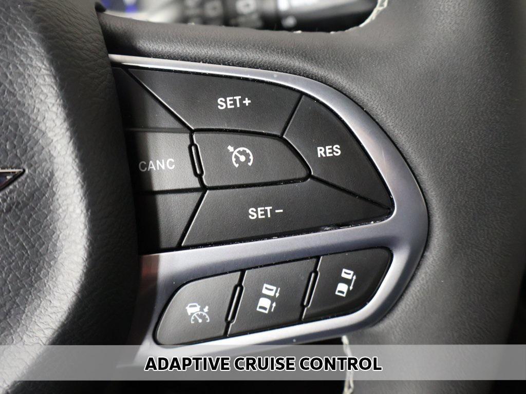 used 2025 Chrysler Pacifica car, priced at $31,490