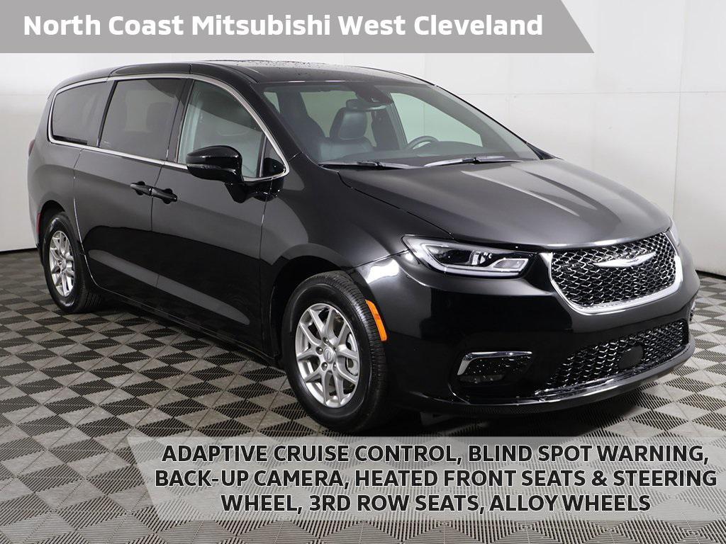 used 2025 Chrysler Pacifica car, priced at $31,490