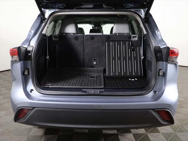 used 2023 Toyota Highlander car, priced at $35,259