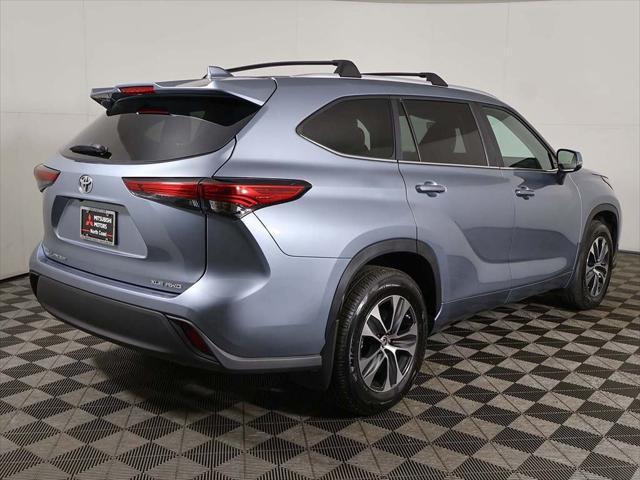 used 2023 Toyota Highlander car, priced at $35,259