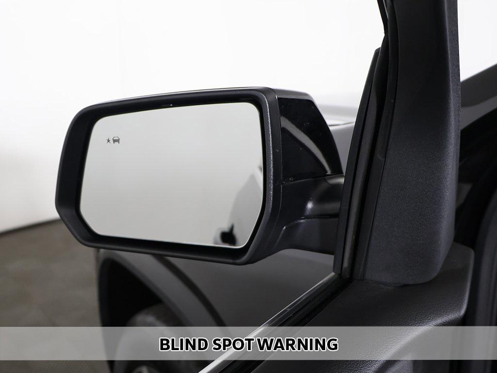 used 2023 GMC Acadia car, priced at $25,999