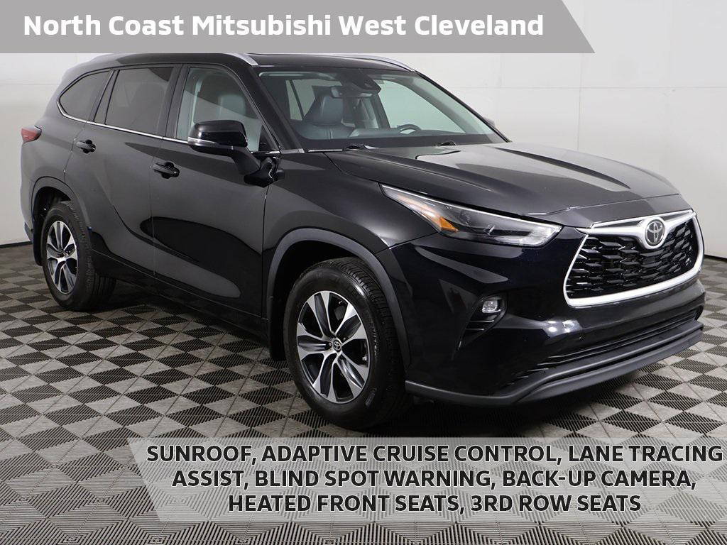 used 2023 Toyota Highlander car, priced at $33,339