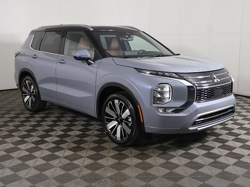 new 2025 Mitsubishi Outlander car, priced at $44,945