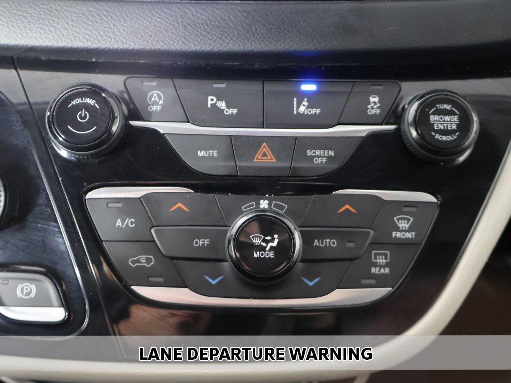 used 2022 Chrysler Pacifica car, priced at $21,159