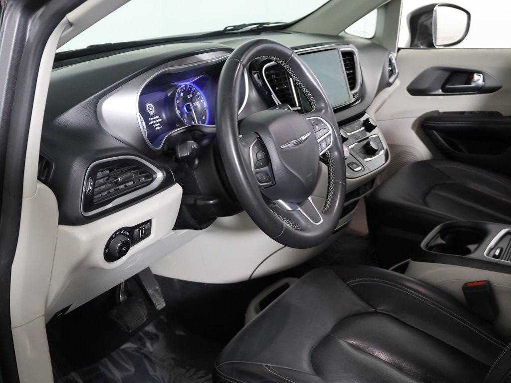 used 2022 Chrysler Pacifica car, priced at $21,159