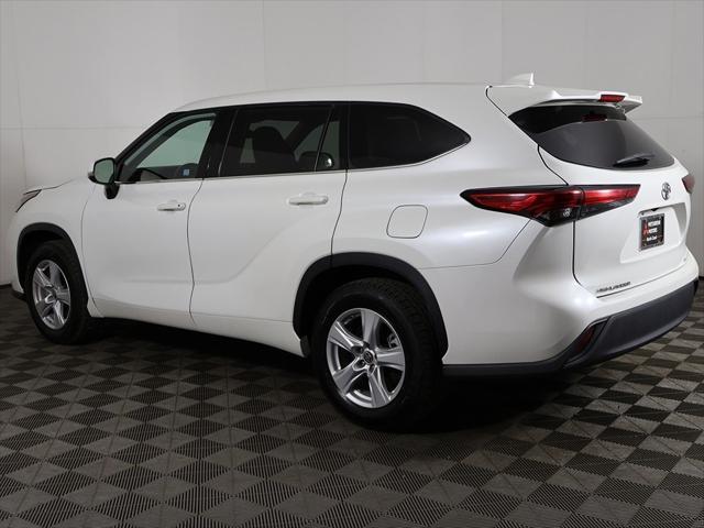 used 2021 Toyota Highlander car, priced at $22,899