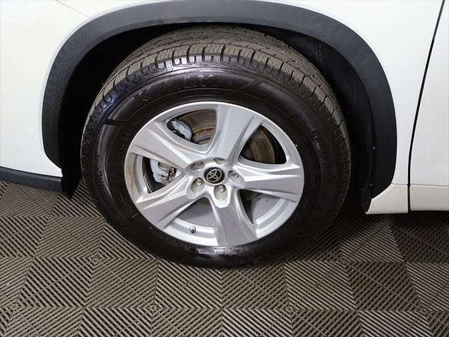 used 2021 Toyota Highlander car, priced at $22,899