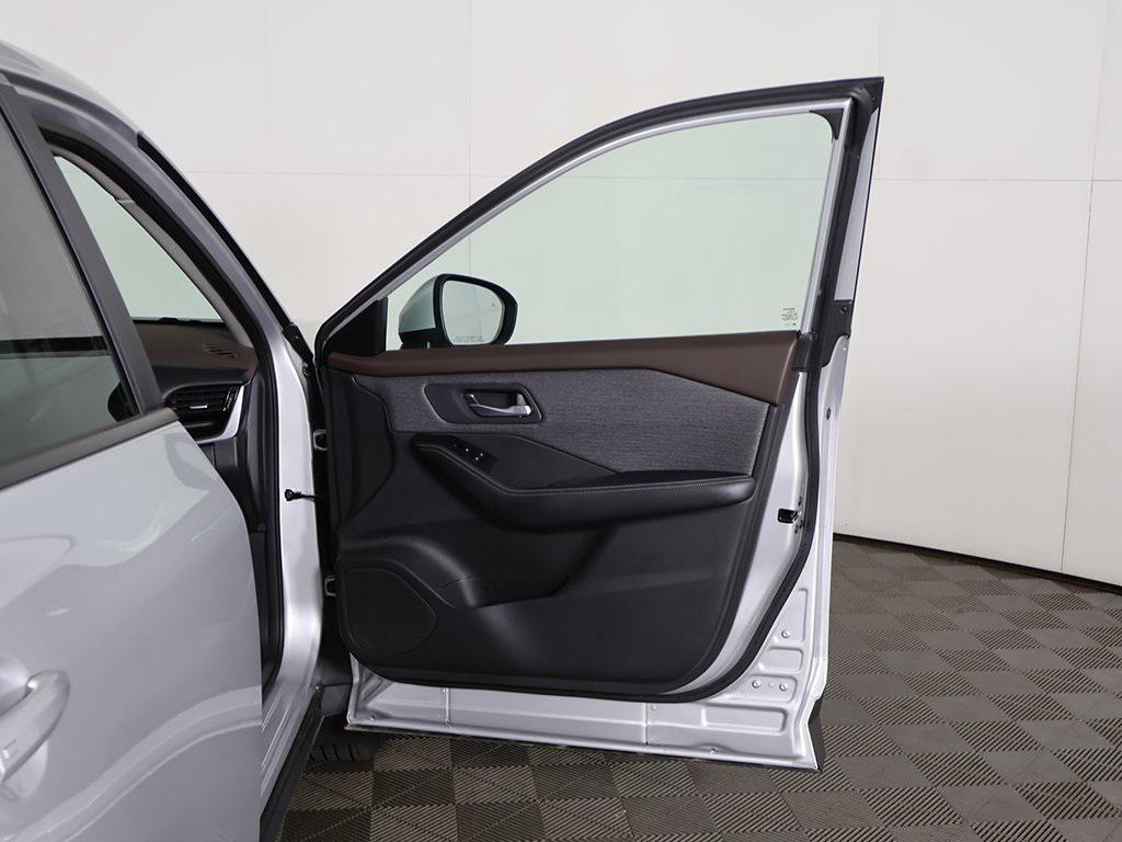 used 2022 Nissan Rogue car, priced at $19,999