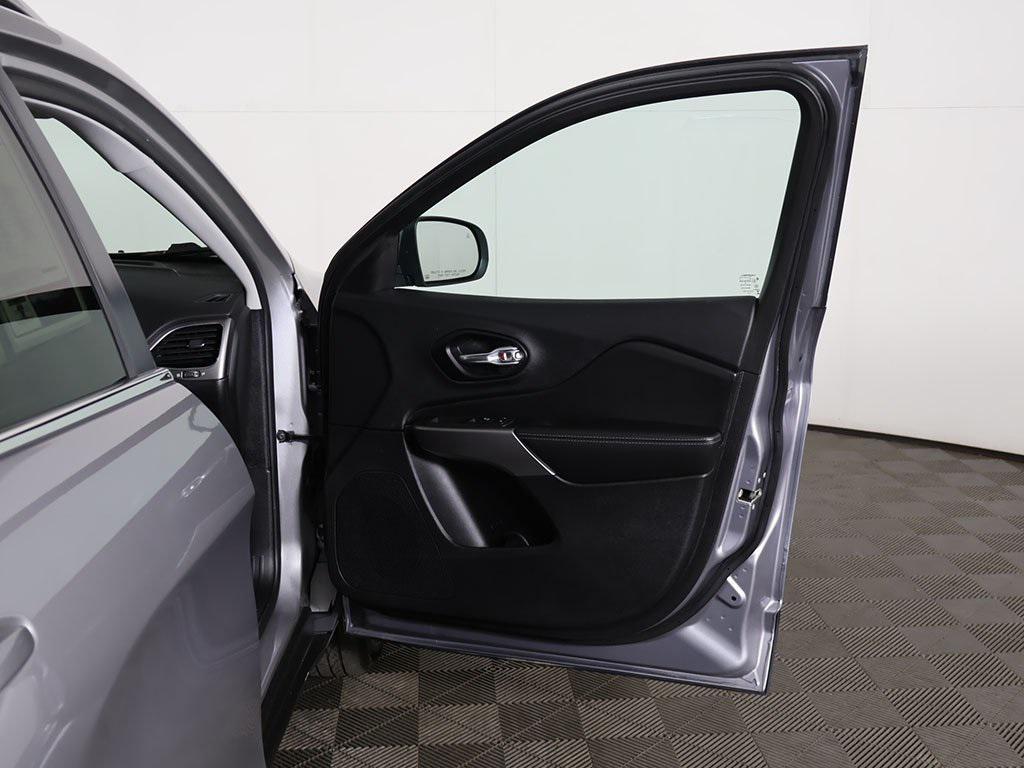 used 2021 Jeep Cherokee car, priced at $22,749