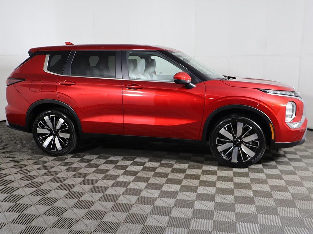 new 2025 Mitsubishi Outlander car, priced at $38,560