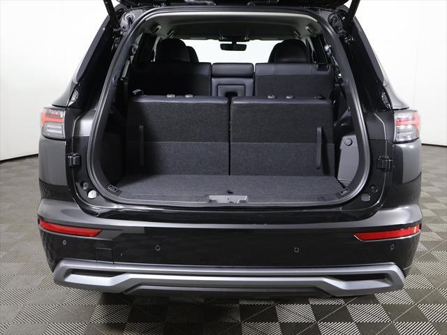 new 2025 Mitsubishi Outlander car, priced at $38,975