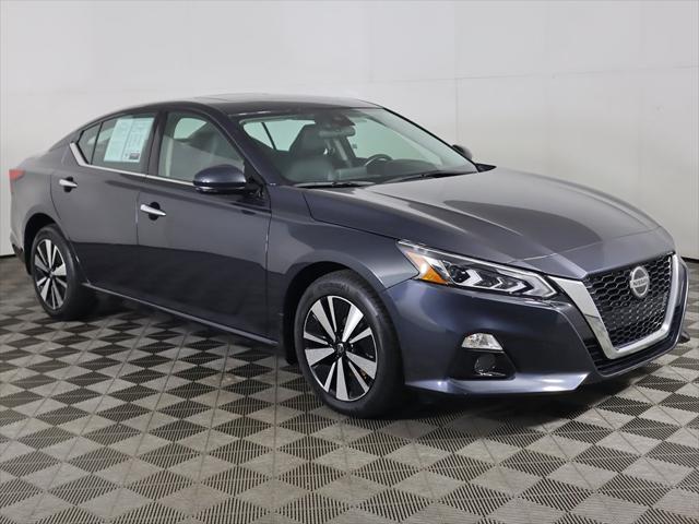 used 2022 Nissan Altima car, priced at $21,559