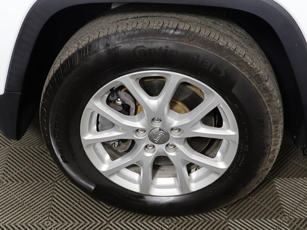 used 2018 Jeep Cherokee car, priced at $13,199