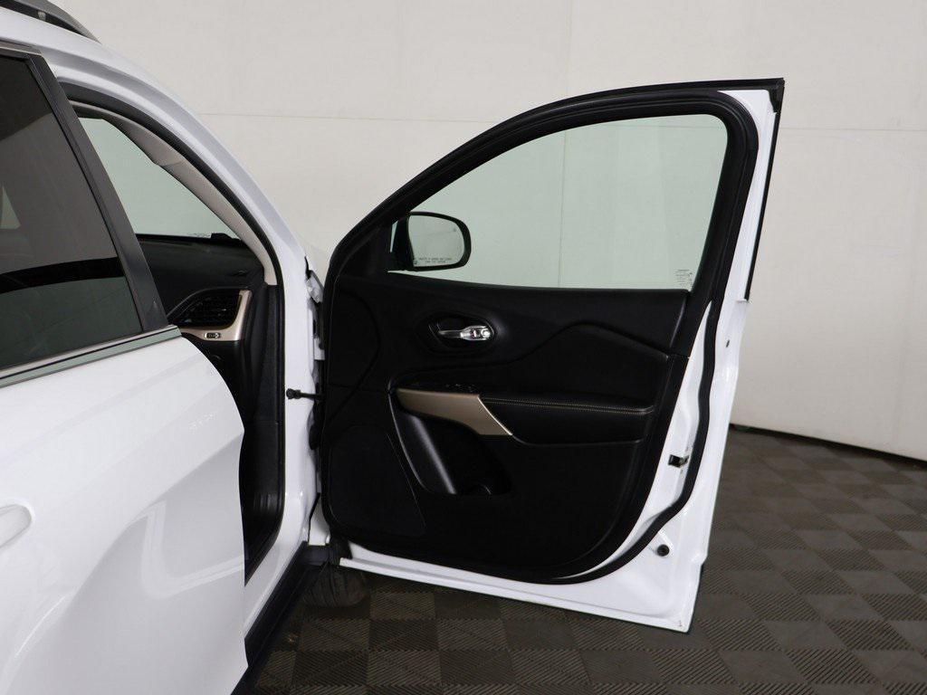 used 2018 Jeep Cherokee car, priced at $13,199