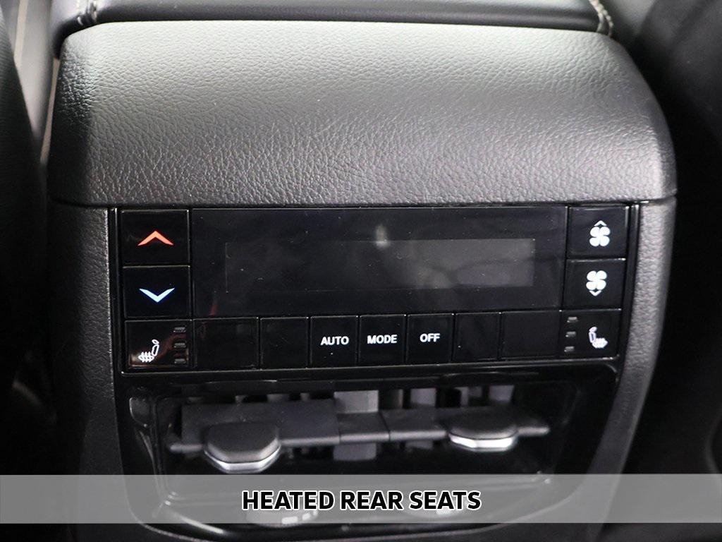 used 2023 Jeep Grand Cherokee L car, priced at $28,759