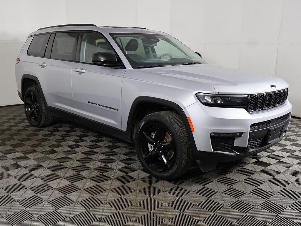 used 2023 Jeep Grand Cherokee L car, priced at $28,759