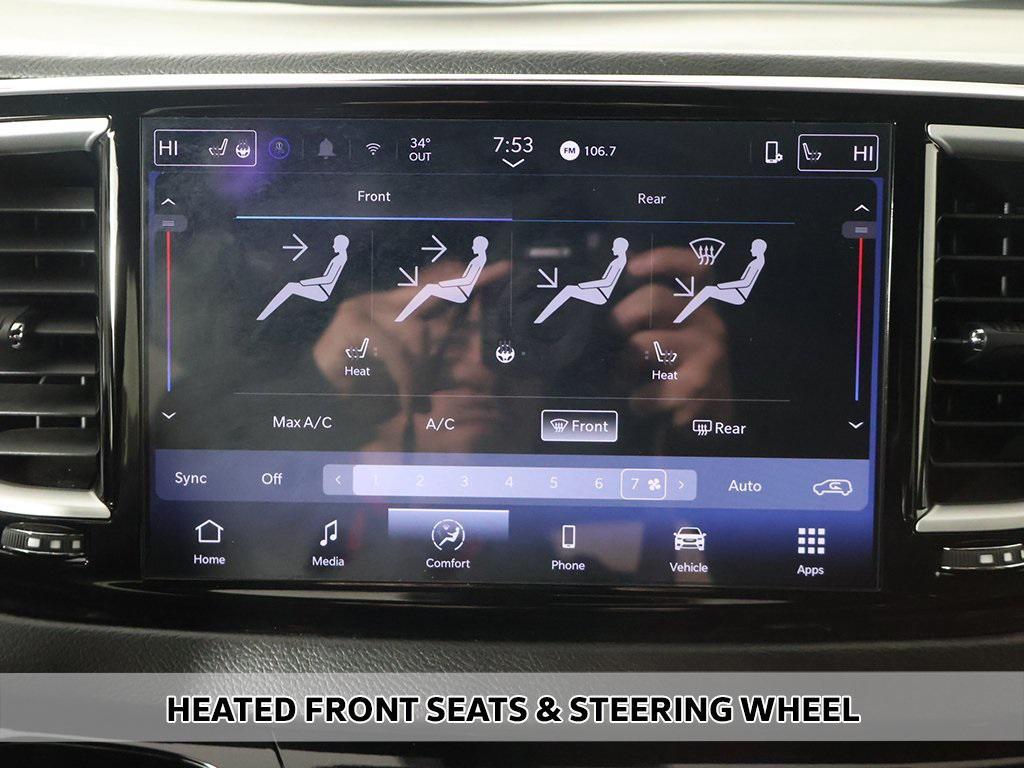 used 2025 Chrysler Pacifica car, priced at $32,899