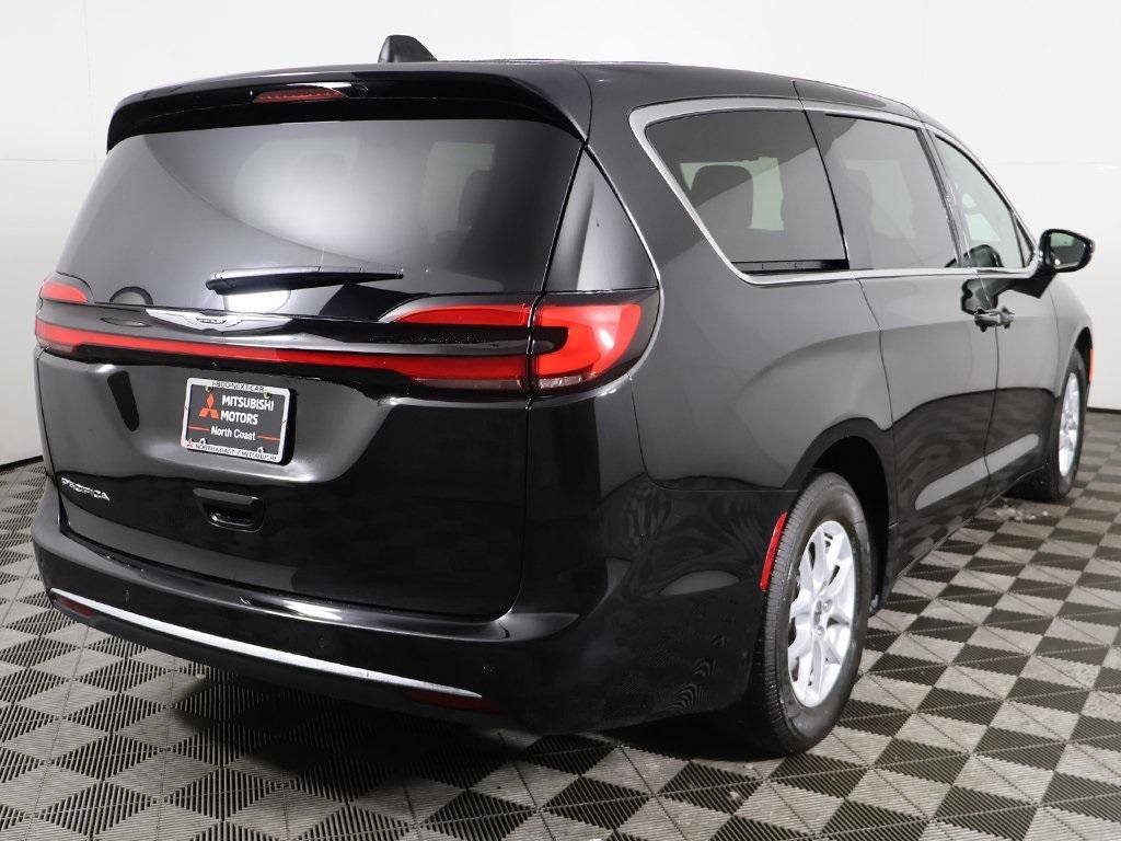 used 2025 Chrysler Pacifica car, priced at $32,899