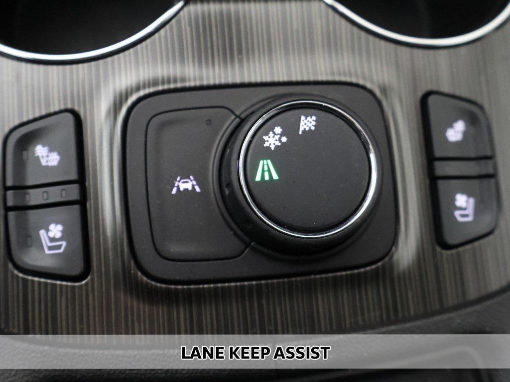 used 2023 GMC Acadia car, priced at $27,229
