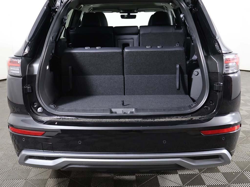 new 2025 Mitsubishi Outlander car, priced at $39,095