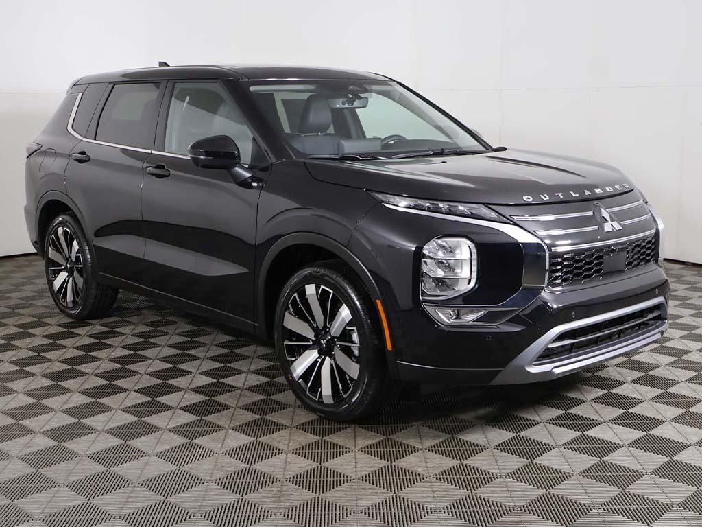 new 2025 Mitsubishi Outlander car, priced at $39,095