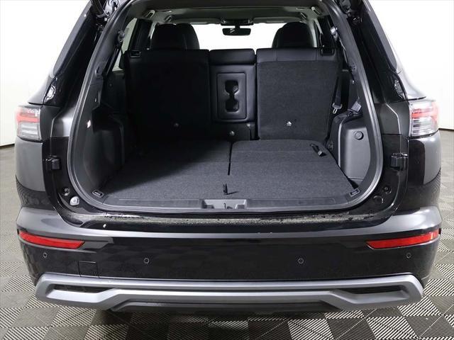 new 2025 Mitsubishi Outlander car, priced at $39,095