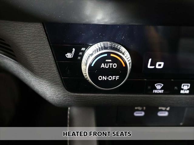 new 2025 Mitsubishi Outlander car, priced at $39,095