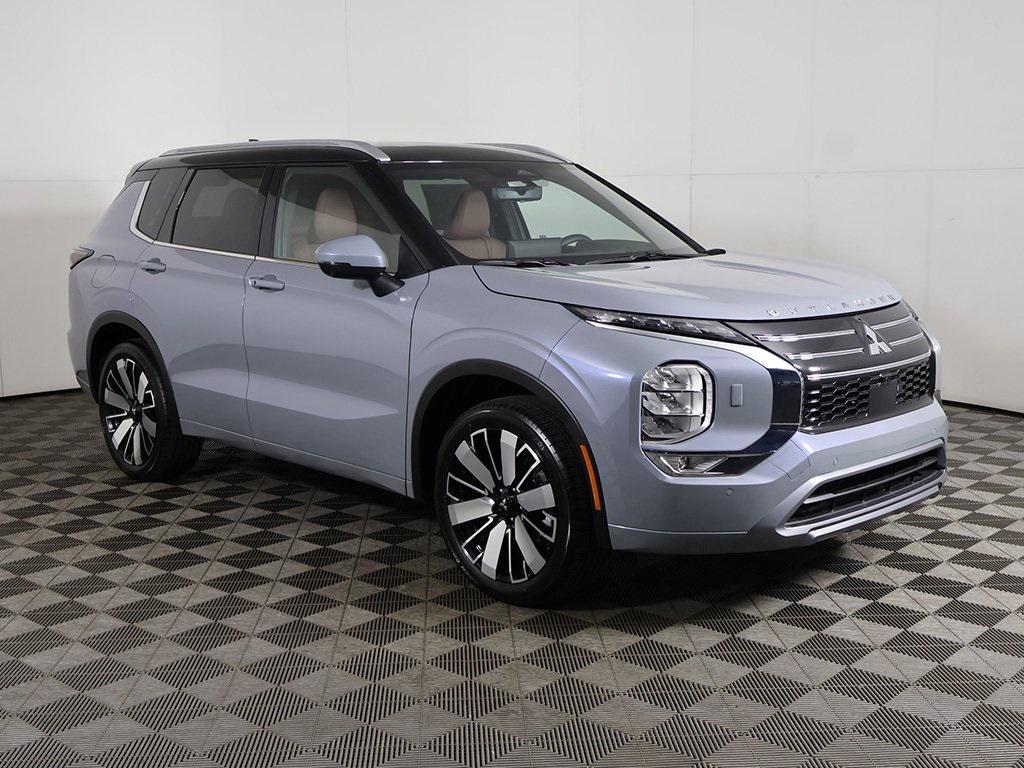 new 2025 Mitsubishi Outlander car, priced at $46,745