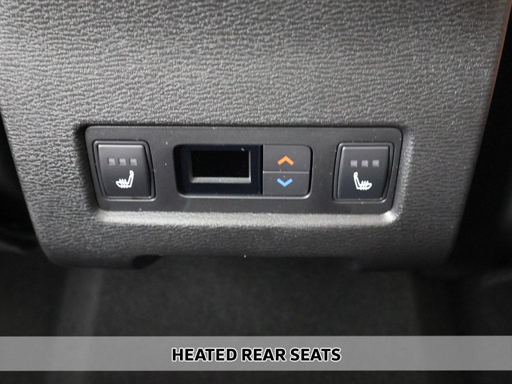 new 2025 Mitsubishi Outlander car, priced at $46,745