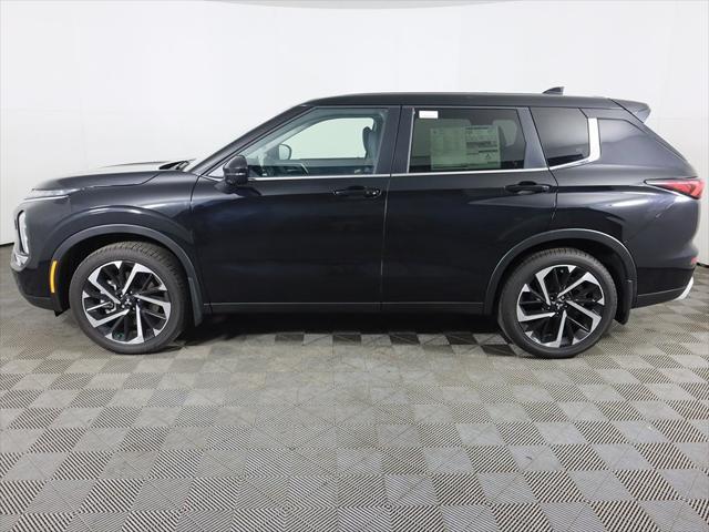 new 2024 Mitsubishi Outlander car