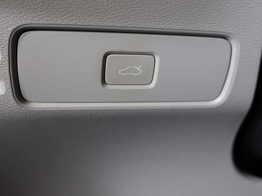 used 2024 Volvo XC40 car, priced at $31,449