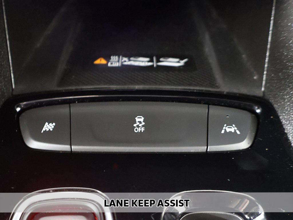 used 2022 Chevrolet Bolt EUV car, priced at $17,499