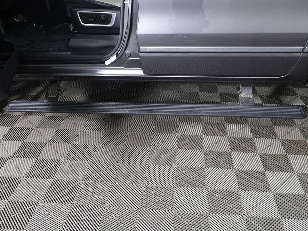 used 2022 Ram 1500 car, priced at $40,629