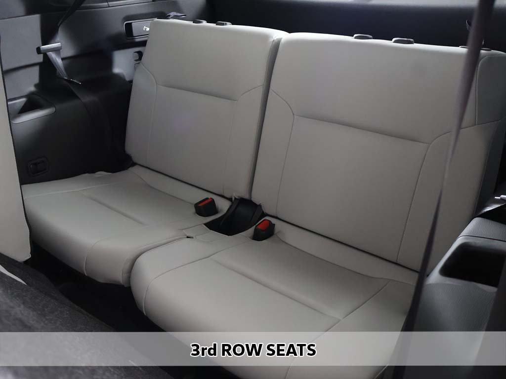 new 2025 Mitsubishi Outlander car, priced at $38,050