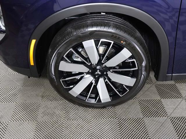new 2025 Mitsubishi Outlander car, priced at $37,635