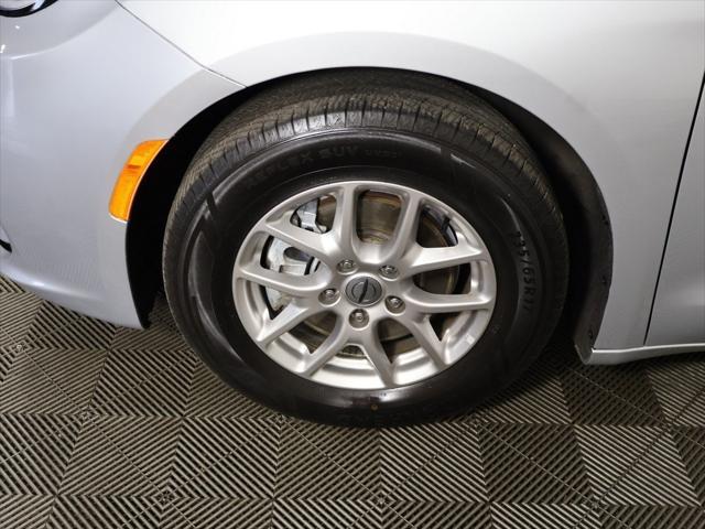 used 2024 Chrysler Pacifica car, priced at $29,699