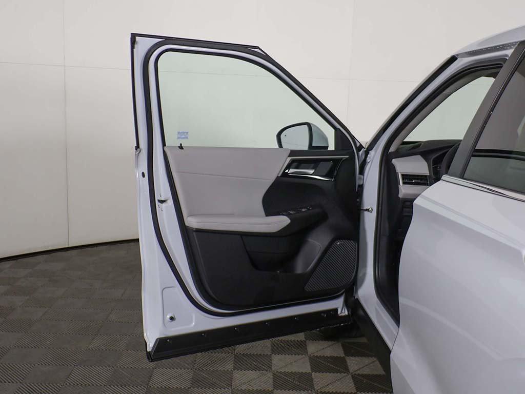 new 2025 Mitsubishi Outlander car, priced at $38,555