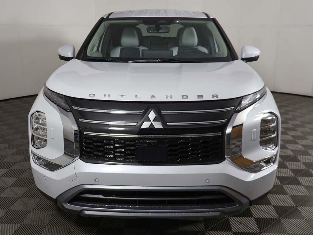 new 2025 Mitsubishi Outlander car, priced at $38,555