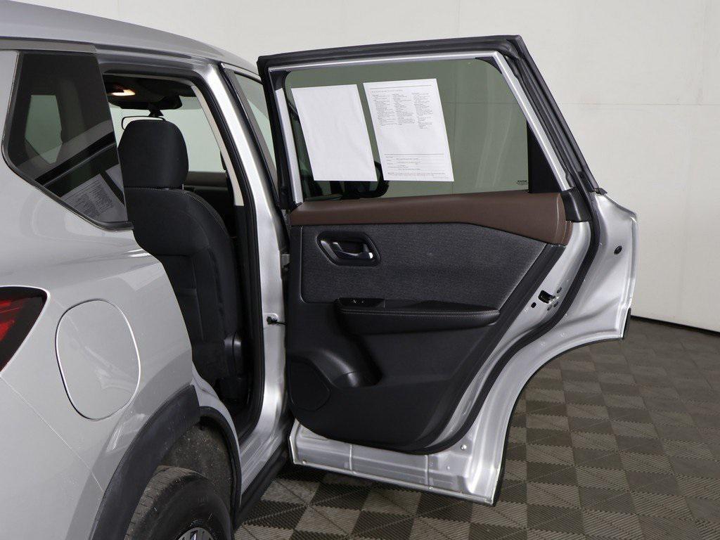 used 2022 Nissan Rogue car, priced at $18,359