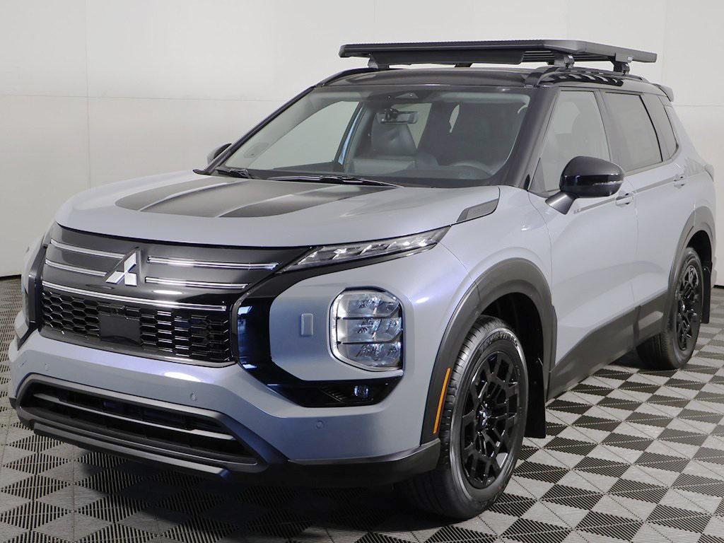 new 2025 Mitsubishi Outlander car, priced at $44,115