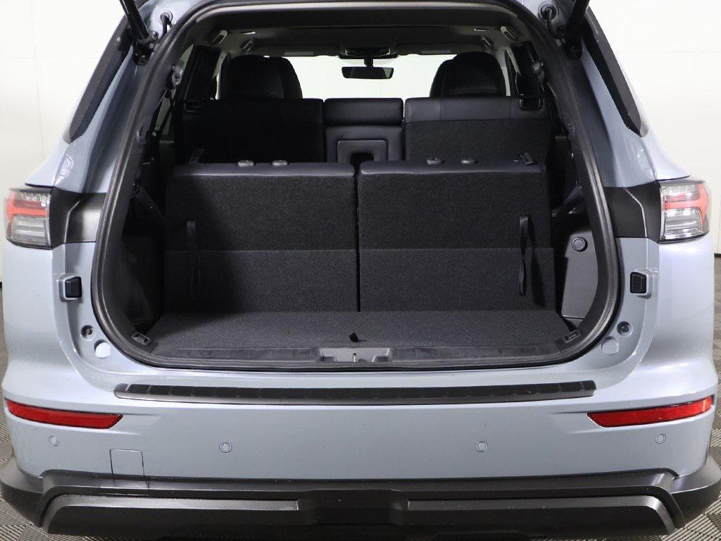 new 2025 Mitsubishi Outlander car, priced at $44,115