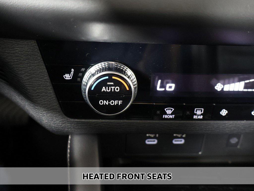 new 2025 Mitsubishi Outlander car, priced at $44,115