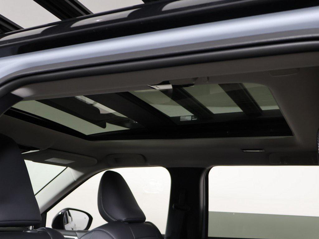 new 2025 Mitsubishi Outlander car, priced at $44,115