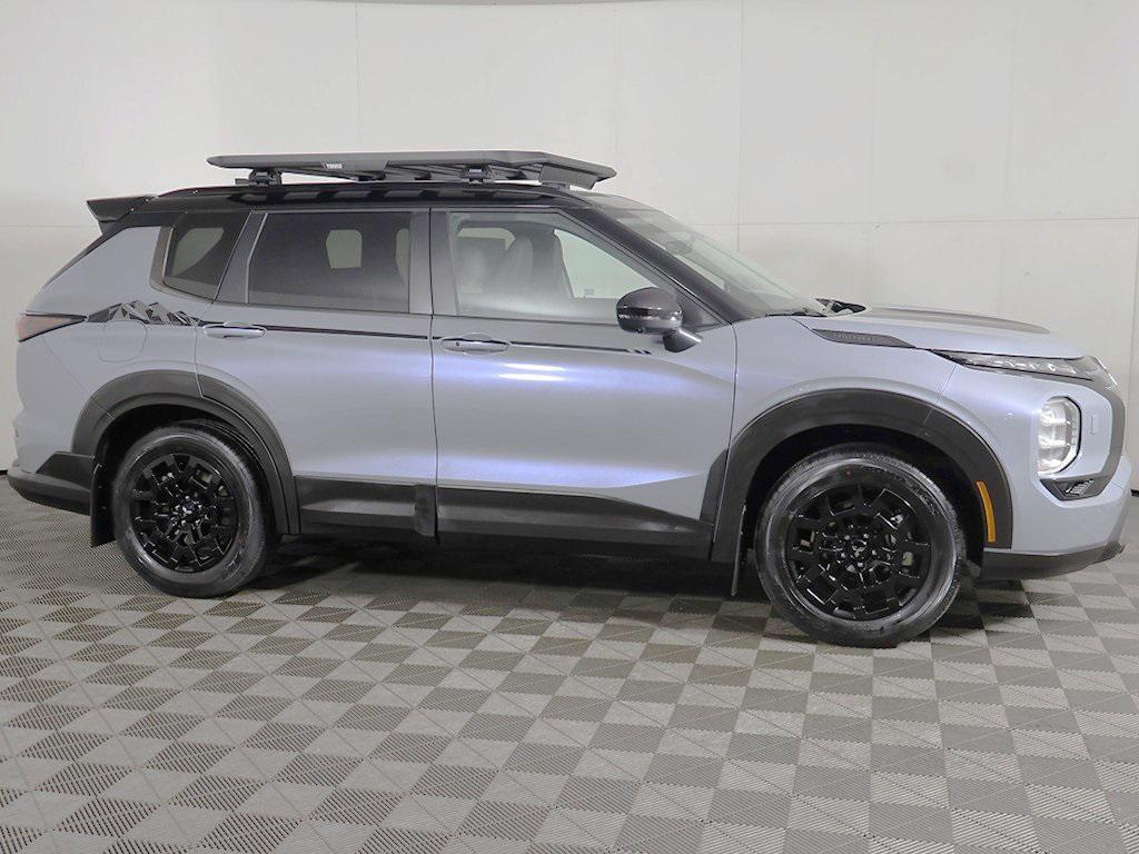 new 2025 Mitsubishi Outlander car, priced at $44,115