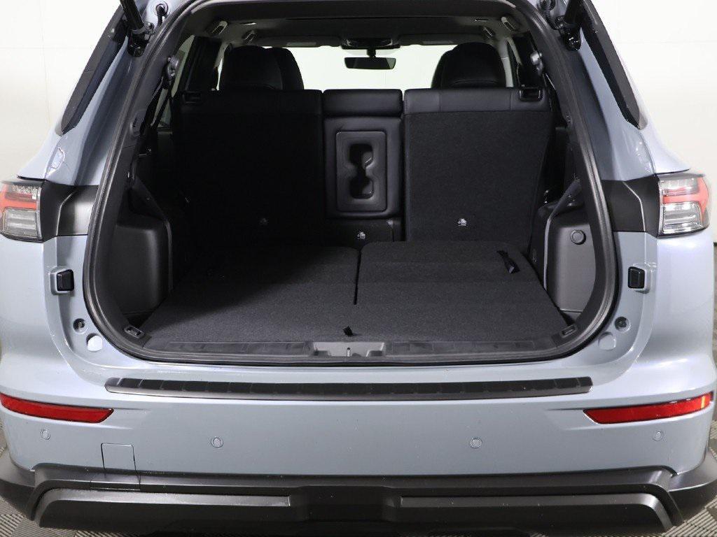 new 2025 Mitsubishi Outlander car, priced at $44,115