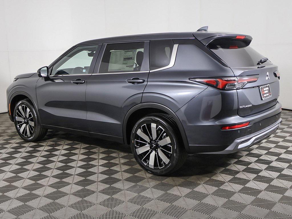 new 2025 Mitsubishi Outlander car, priced at $39,780
